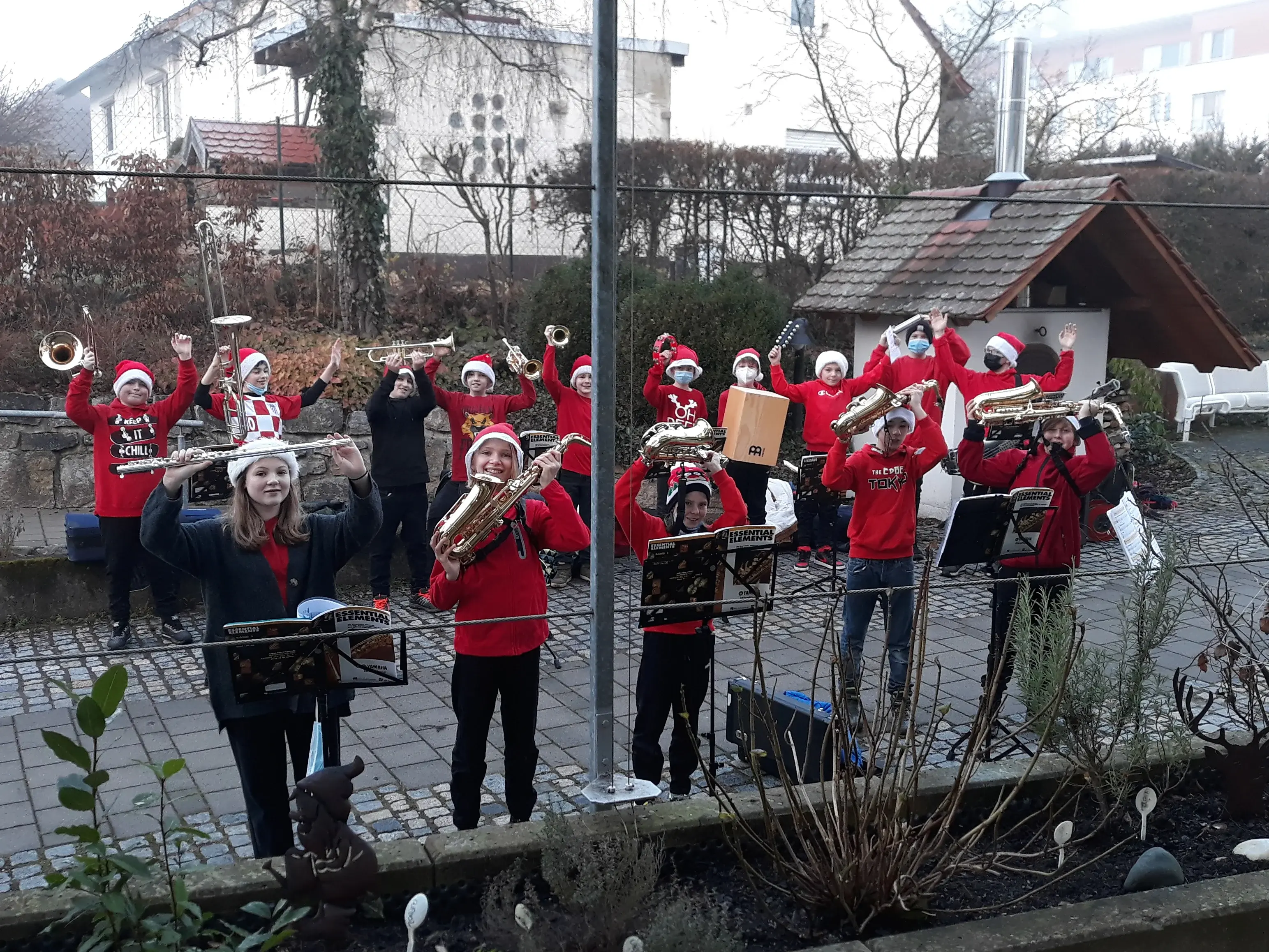 Profilklasse Musik beim Weinachtskonzert im Seniorenheim St. Anna